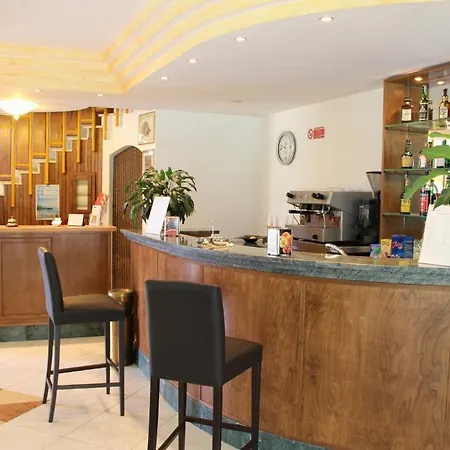 Del Parco 3* Sicili (Campania)
