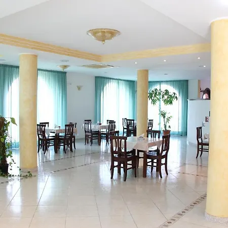 Del Parco 3* Sicili (Campania)