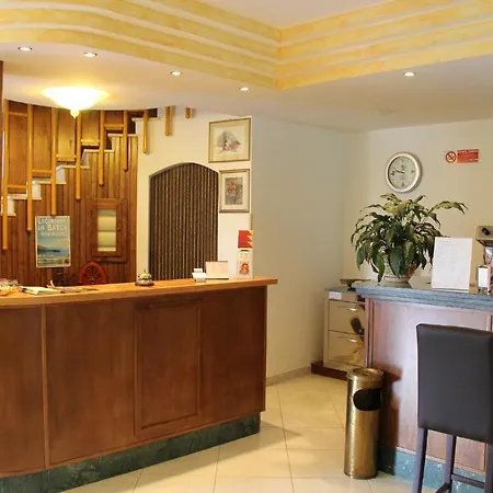 Del Parco 3* Sicili (Campania)